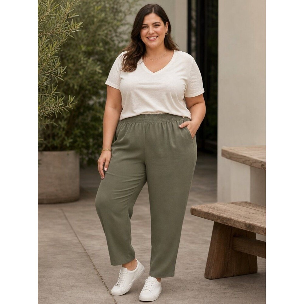 Briggs New York Olive Green Straight Leg Pants In EUC Size 14 – Casual Everyday